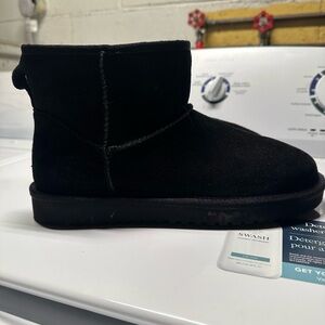 Women’s Boots